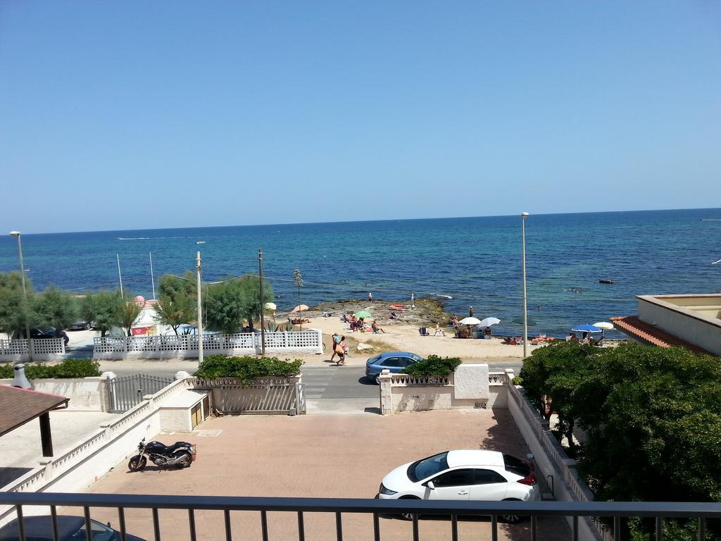 Appartamenti Costa Dei Trulli Torre Canne Exteriör bild