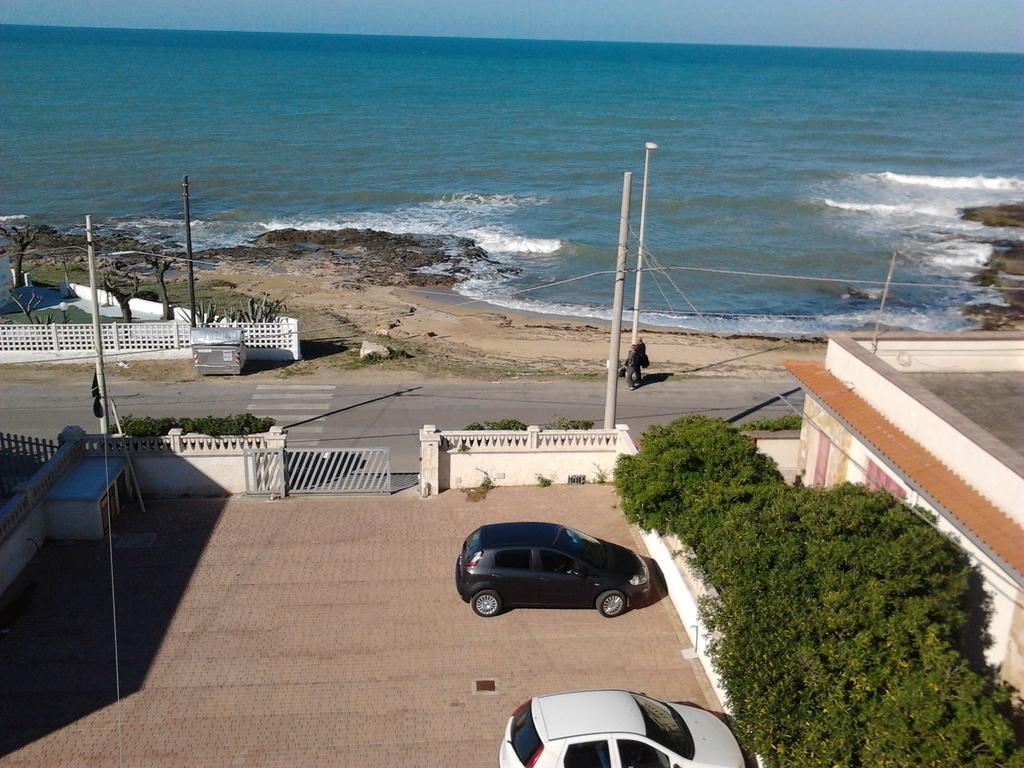 Appartamenti Costa Dei Trulli Torre Canne Exteriör bild